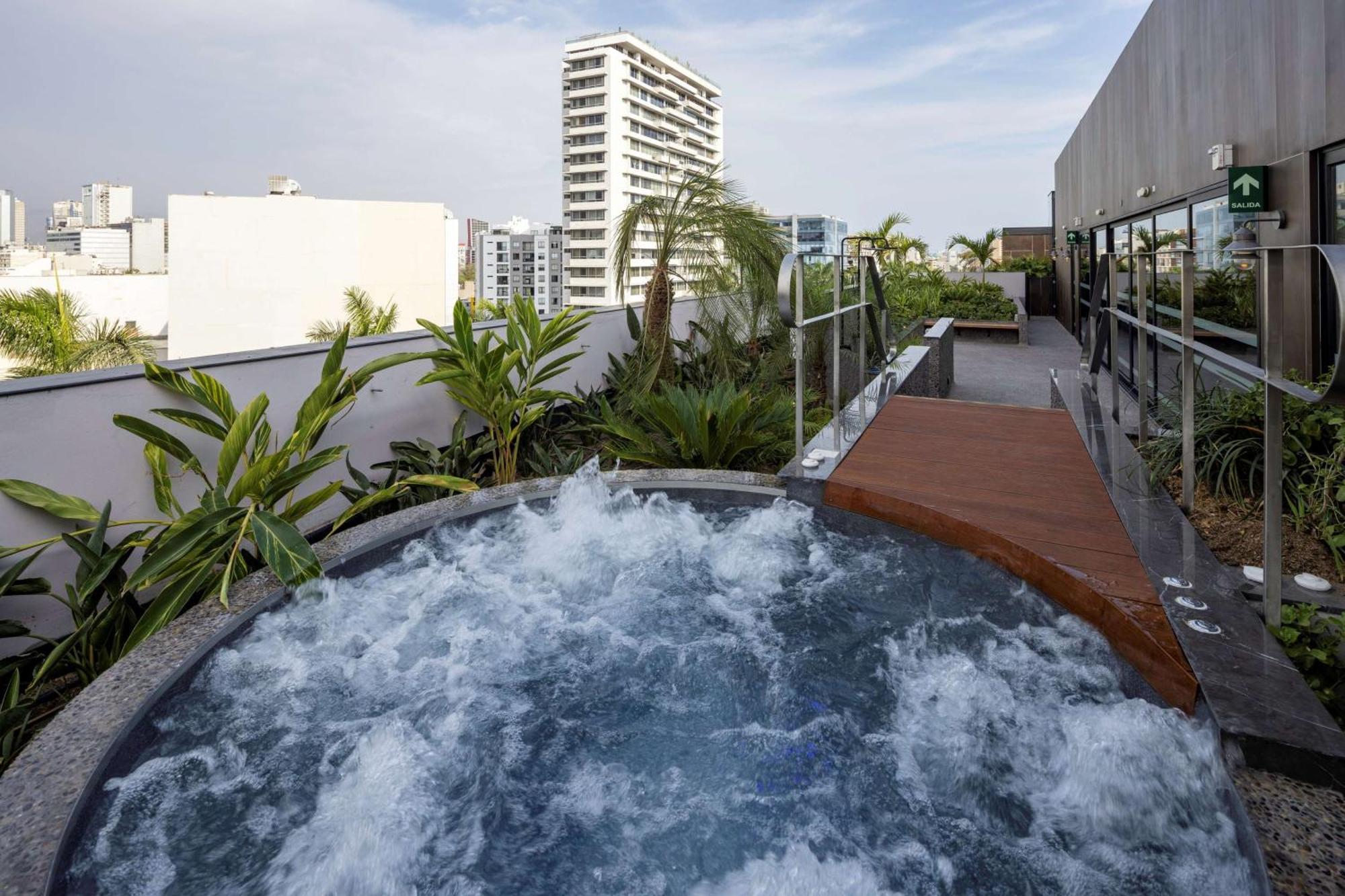 Hotel Doubletree By Hilton Lima San Isidro Exteriér fotografie